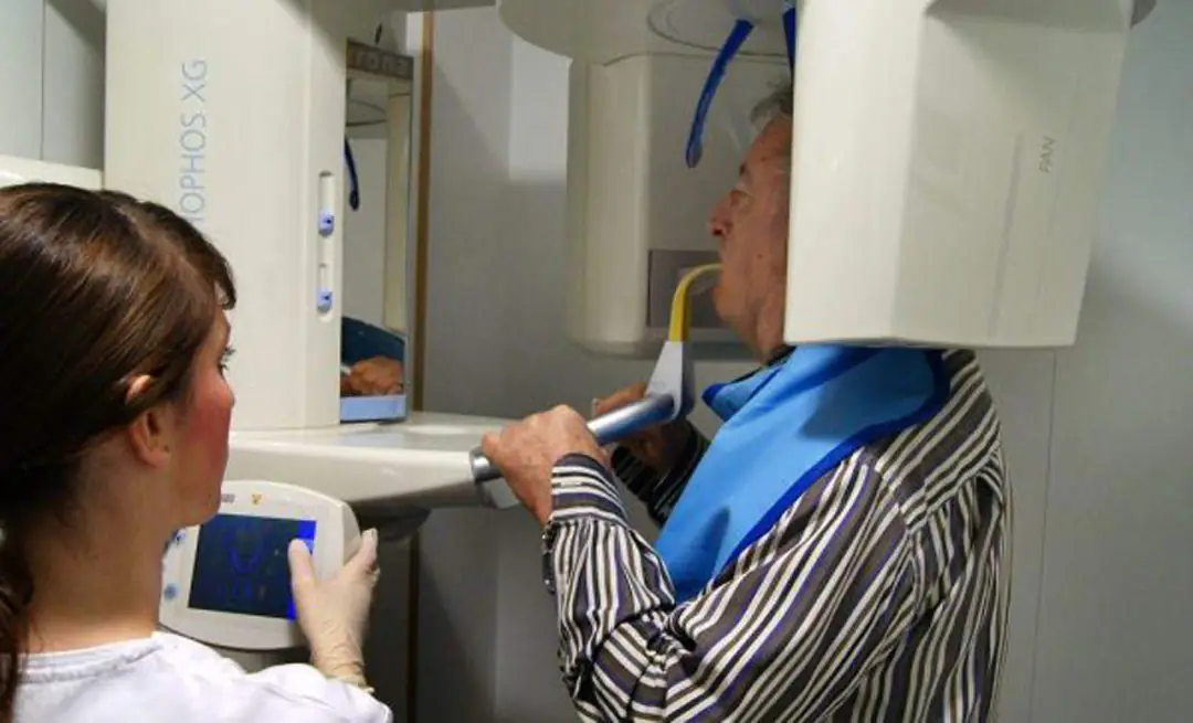 TAC dental en Clinica Fuset en Valencia